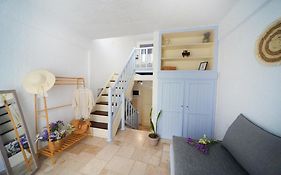 Anthelia Apartments